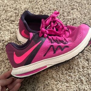 Nike Women's Fuchsia and Purple Athletic Shoes